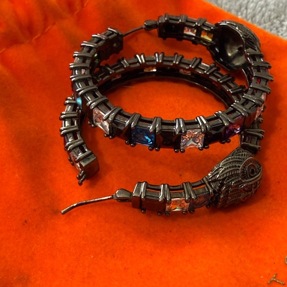 Kurt Geiger Black and Silver Earrings - Picture 4 of 4